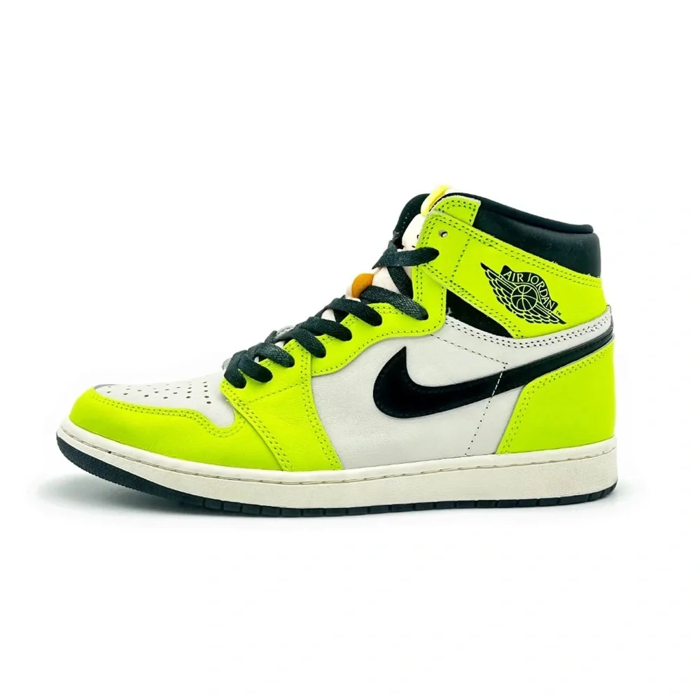 Air Jordan 1 retro high OG white/black volt